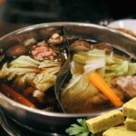 Non compro più il dado vegetale”: la ricetta casalinga che dura mesi e profuma tutta la cucina (senza additivi e con verdure vere)