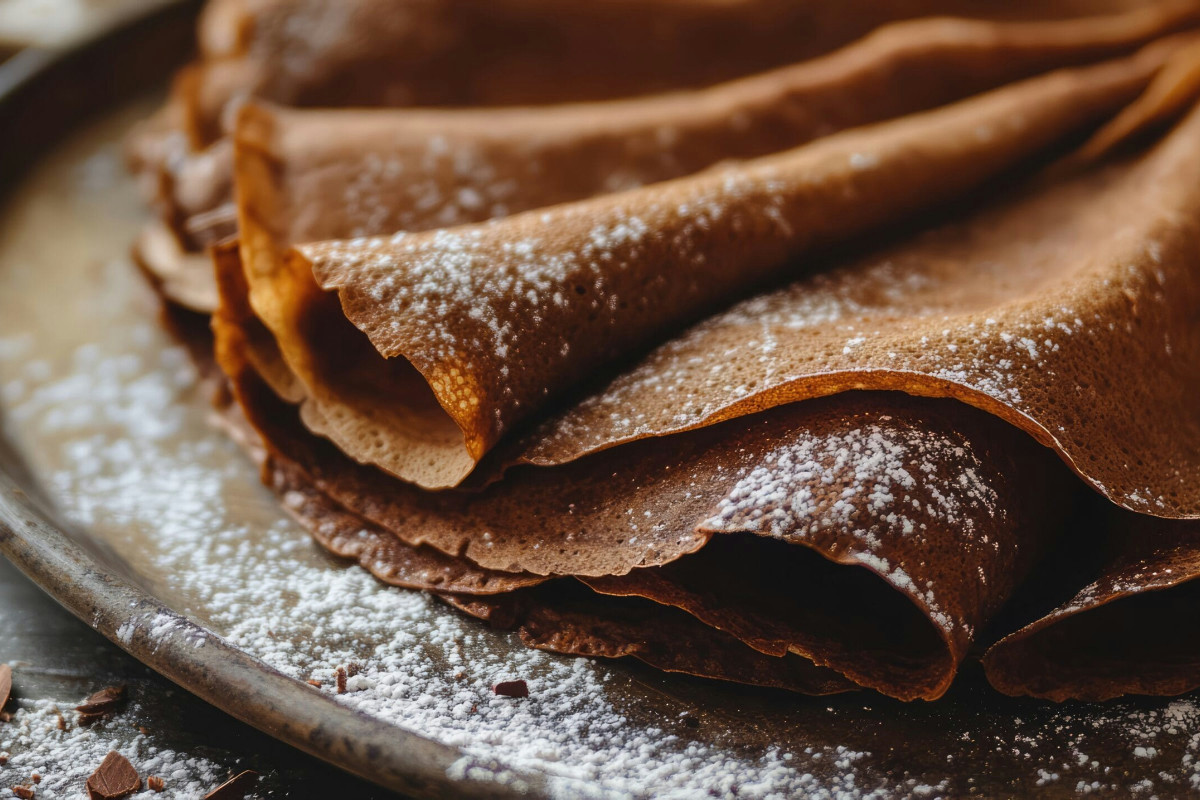 Hai mai provato le crêpes all’acqua? Il trucco che rende leggera la colazione in 5 minuti